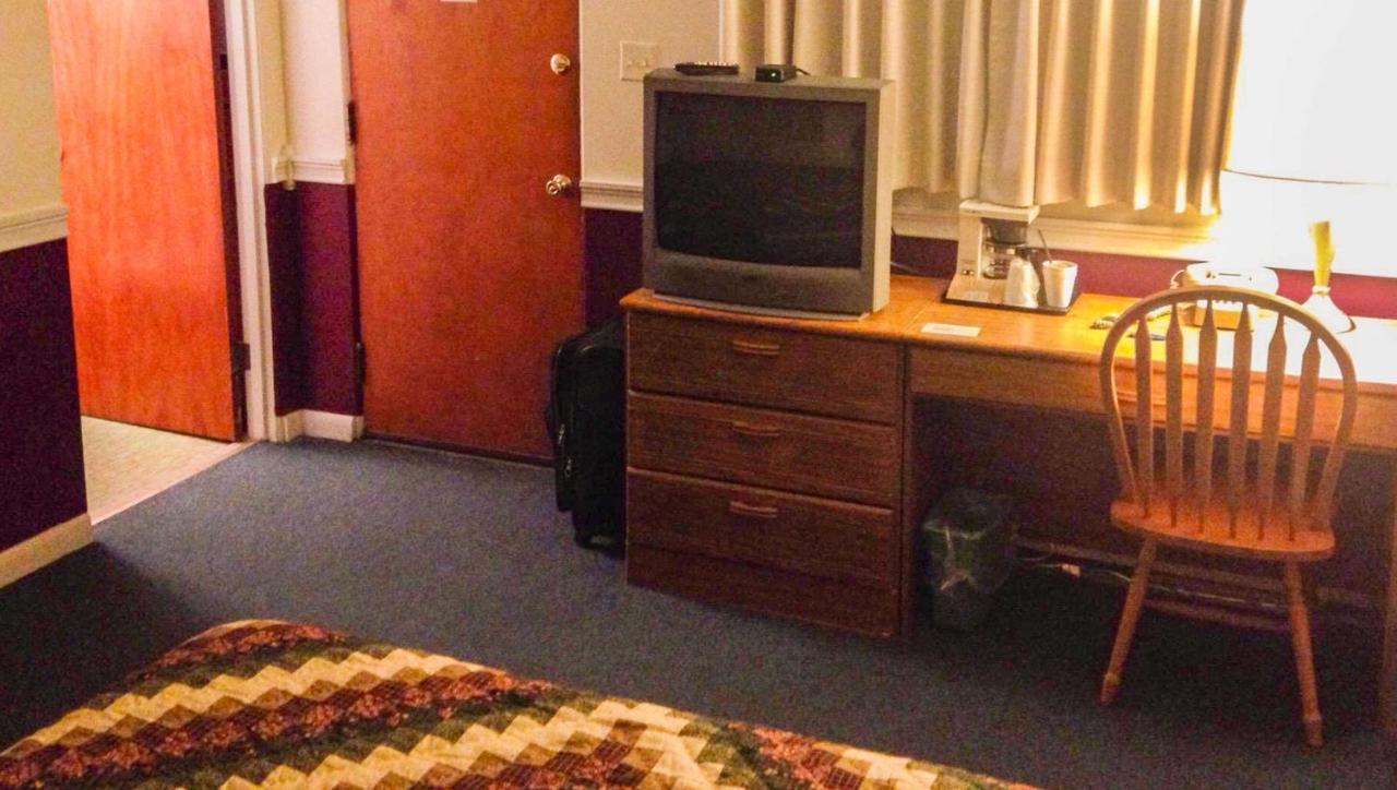 Judys Motel בדפורד מראה חיצוני תמונה